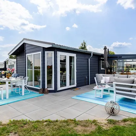 Strandperle In Premium Lage Am Fuer Urlaub Und Workation Mit Hundestrand * Lathum