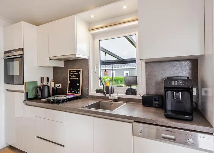 Strandperle In Premium Lage Am Fuer Urlaub Und Workation Mit Hundestrand Vakantiehuis