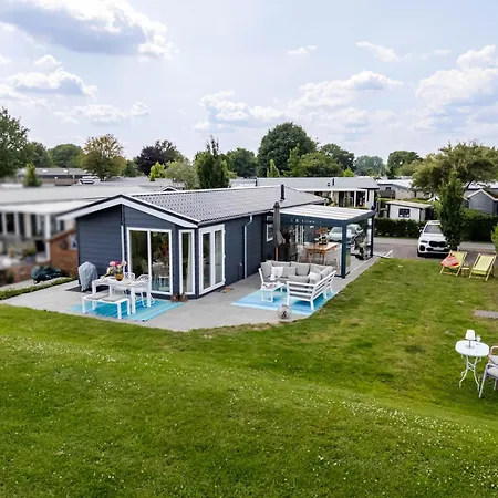 Strandperle In Premium Lage Am Fuer Urlaub Und Workation Mit Hundestrand בית נופש