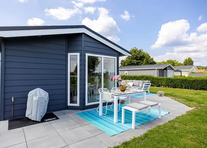 Semesterbostad Strandperle In Premium Lage Am Fuer Urlaub Und Workation Mit Hundestrand Lathum